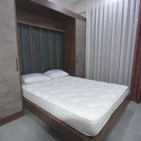 Sleeps 8, Duplex With Shared Pool - Awz 240 شقة